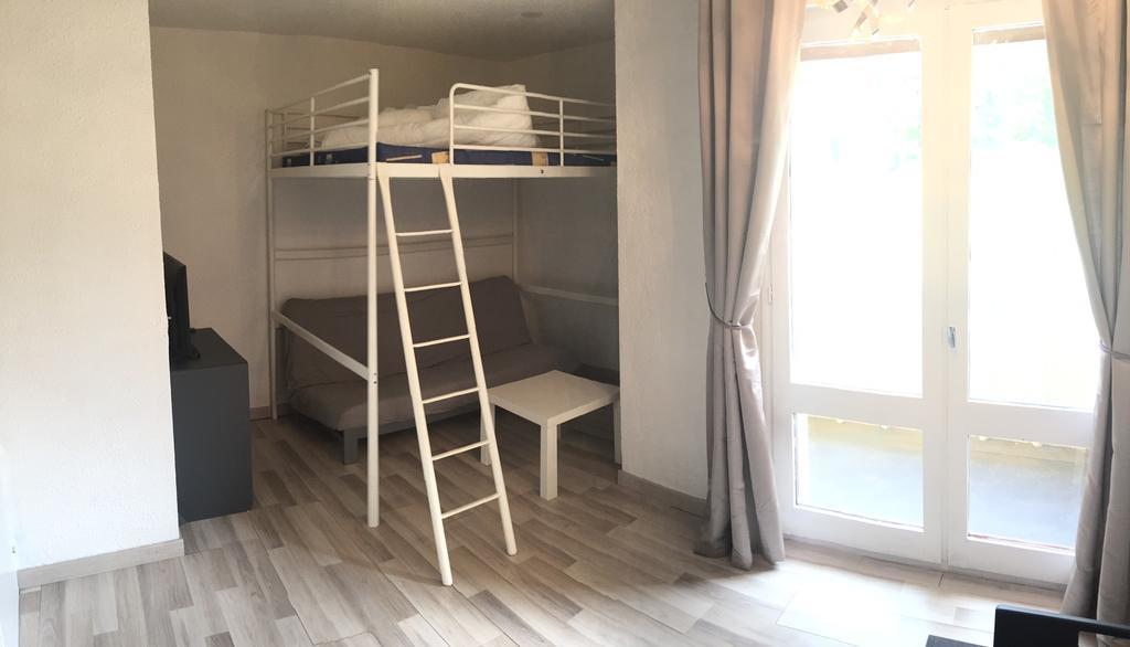 Les Appartements Du Pere Castor-Self Check-In 丰罗穆 客房 照片